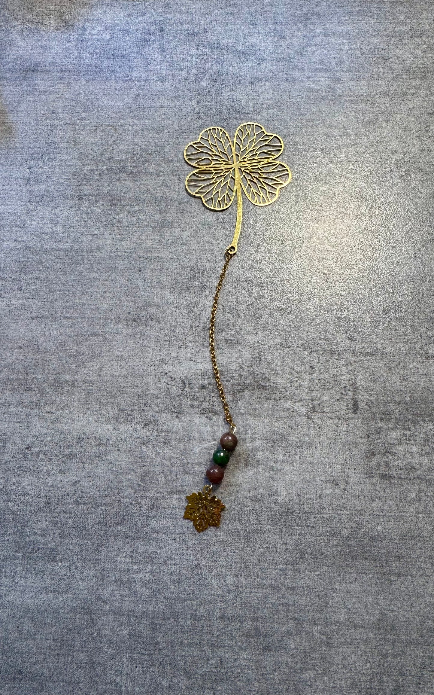 Marque page Doré avec pierres naturelles