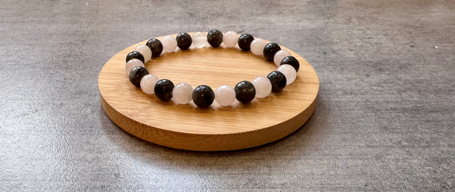 Bracelet en Quartz rose et Lavirkite