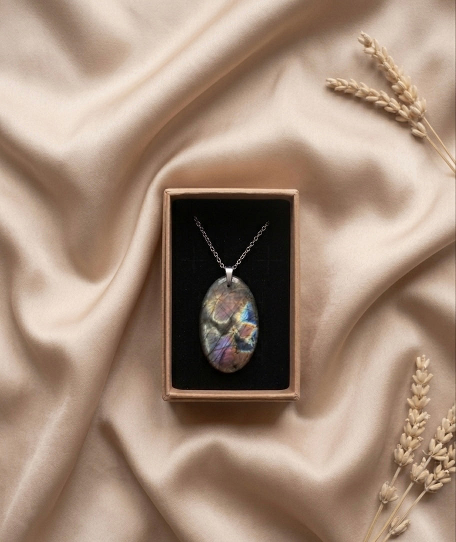 Collier en Labradorite spectrolite
