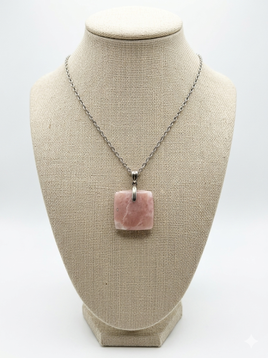 Collier en opale rose