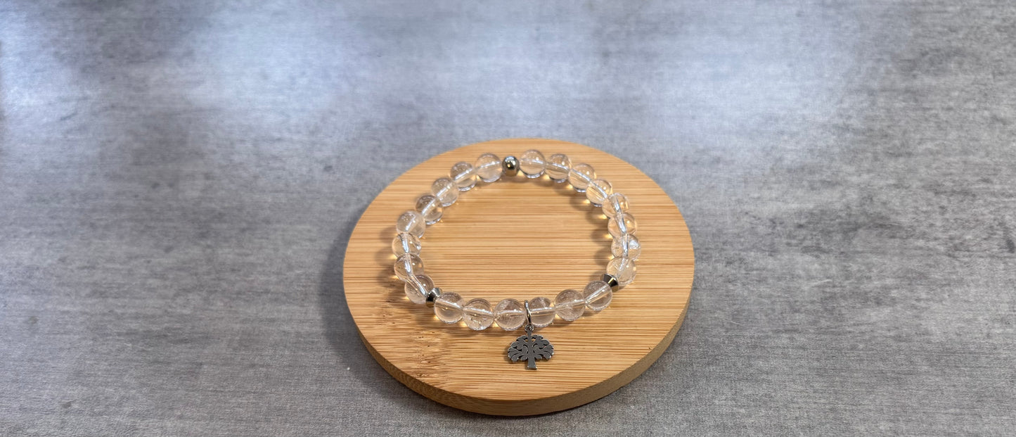 Bracelet en cristal de roche  et breloque arbre de vie