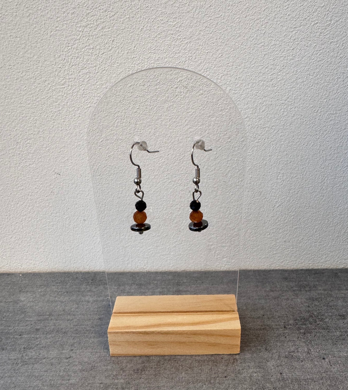 Boucle d’oreille en acier inoxydable et hématite, grenat, obsidienne