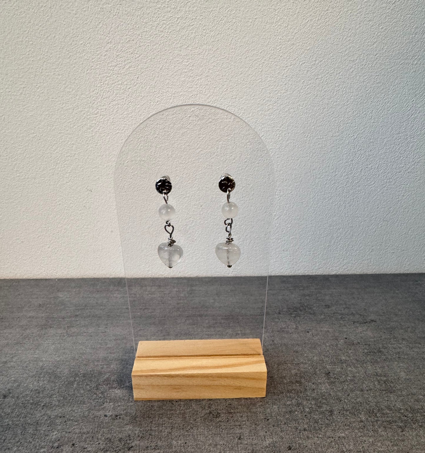 Boucle d’oreille en acier inoxydable et cristal de roche