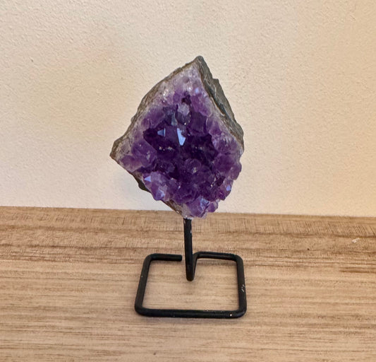 Améthyste sur pied