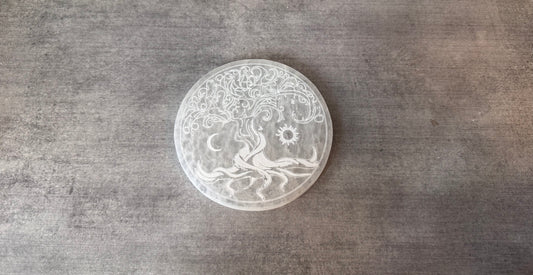 Arbre de vie en Sélénite avec demi lune et soleil 12 cm