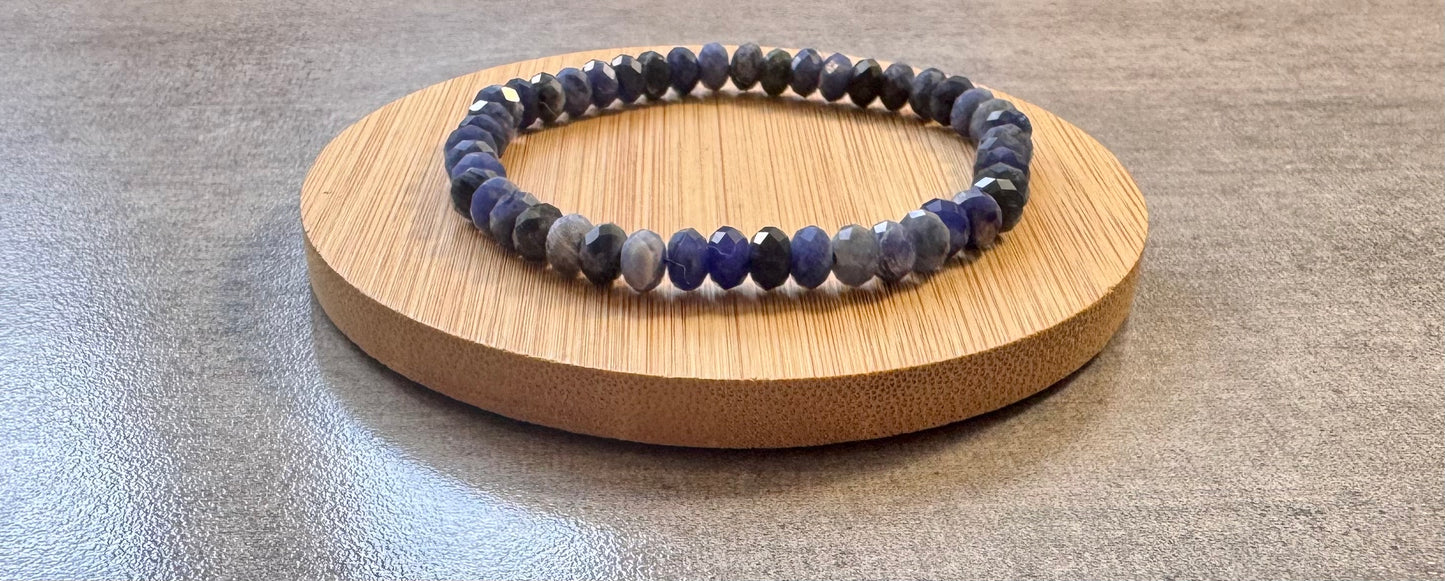 Bracelet en Sodalite facetté