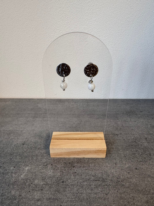 Boucle d’oreille en acier inoxydable et pierre de lune blanche