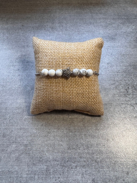 Bracelet ajustable en howlite et acier inoxydable ✨