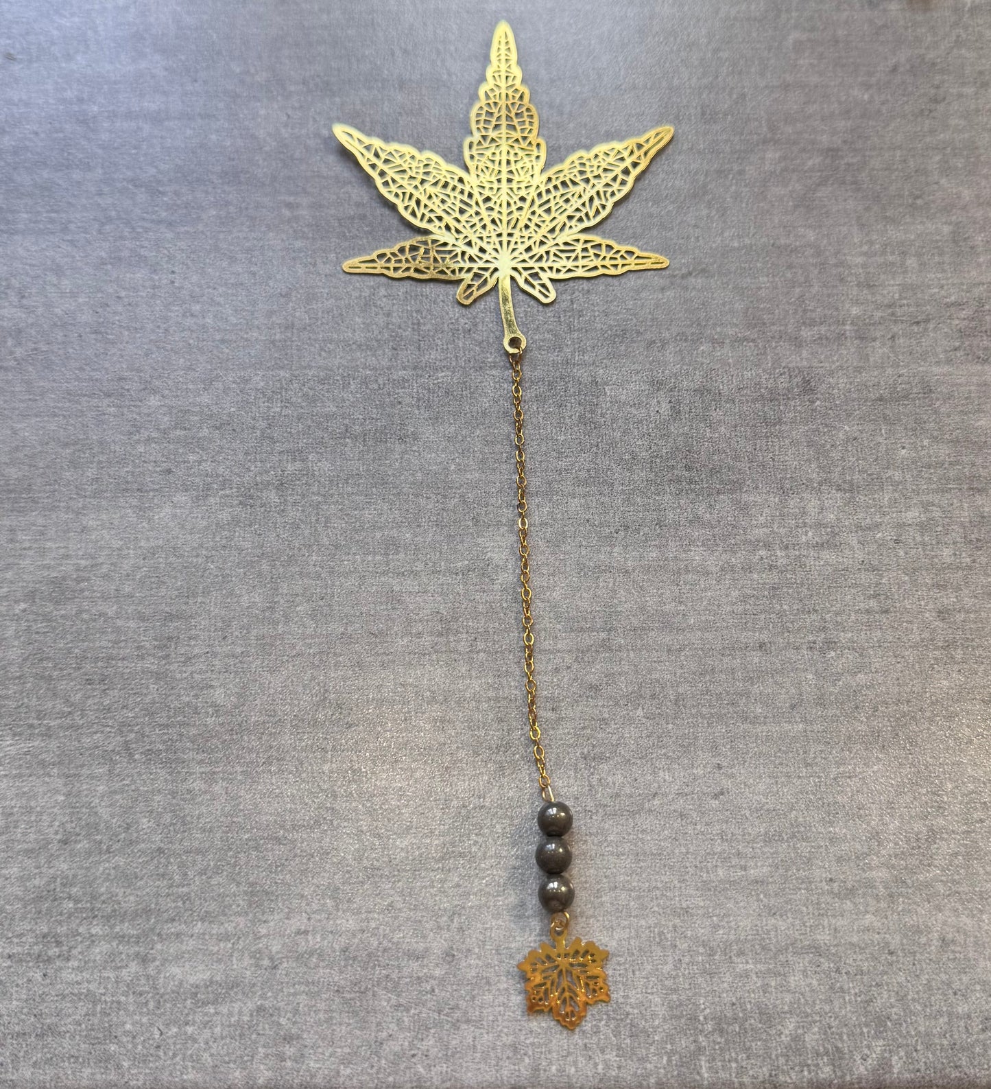 Marque page Doré avec pierres naturelles