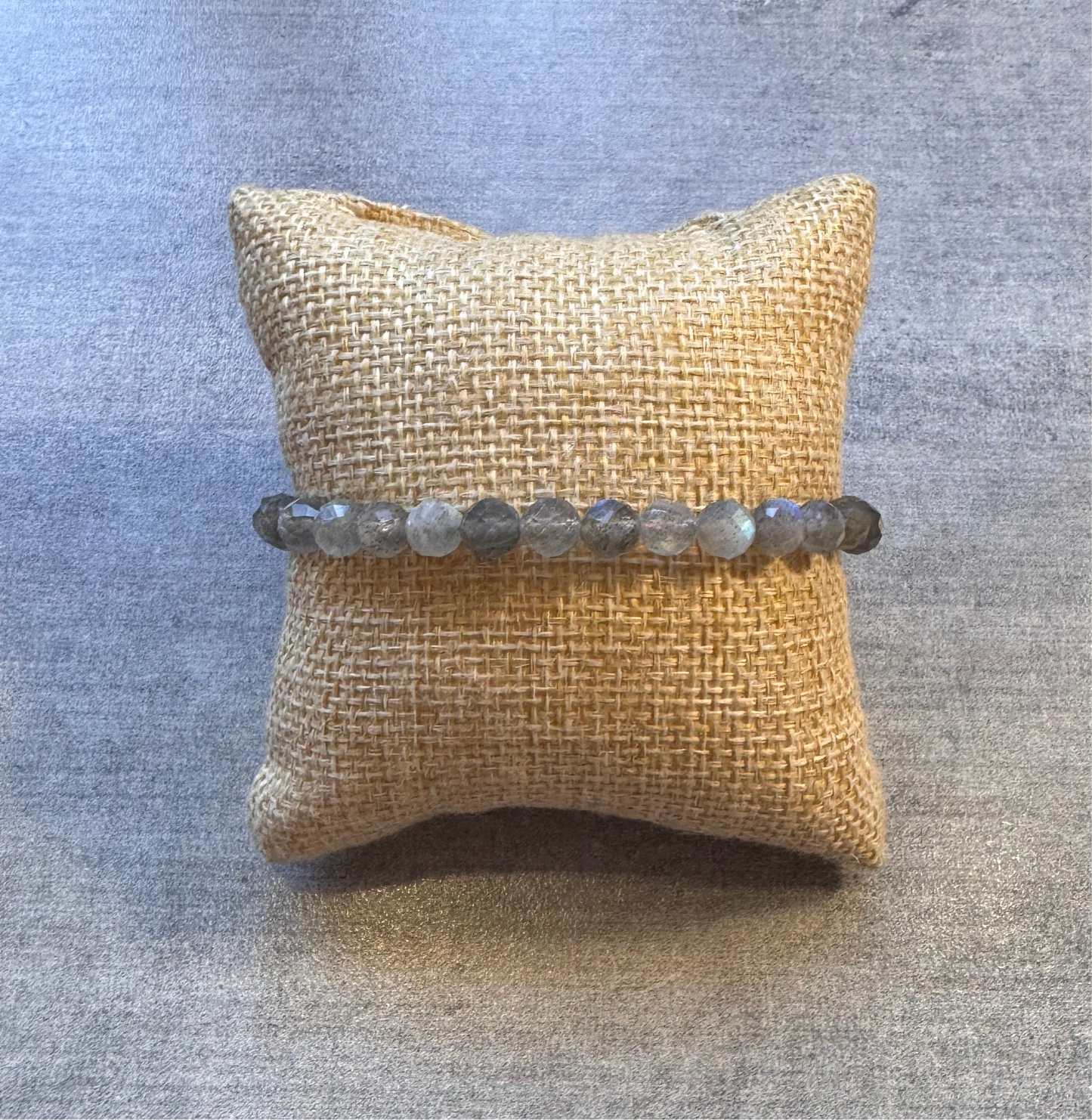 Bracelet en Labradorite facetté