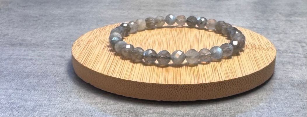 Bracelet en Labradorite facetté