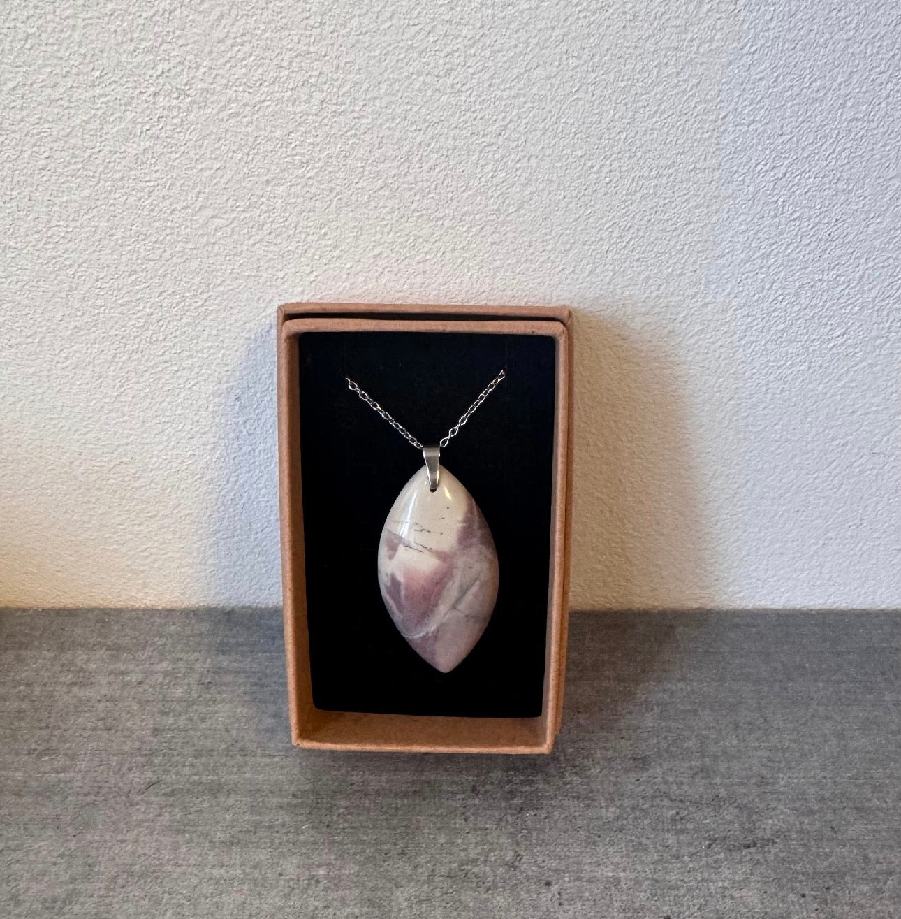 Collier en Jaspe porcelaine